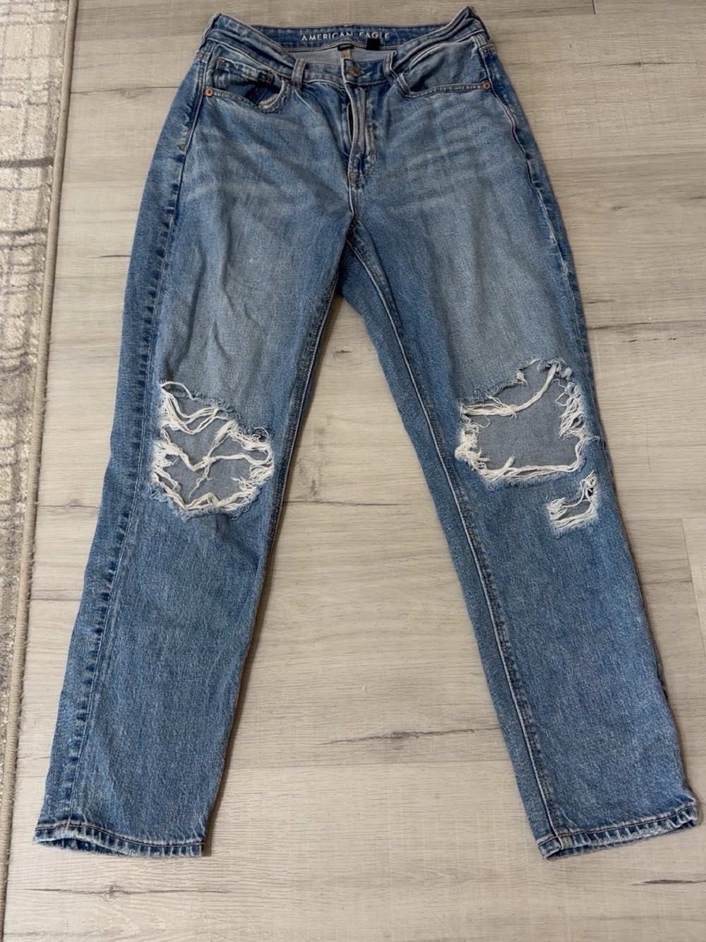 American Eagle Outfitters Distressed Blue Boyfriend Jeans